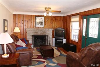 Homes for sale in Kirkwood, MO | 404 Lee Ave, Kirkwood, MO 63122 | MLS# MIS14060928