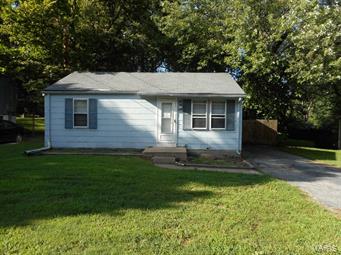 Homes for sale in Saint Louis, MO | 249 Barto Dr, Saint Louis, MO 63135 | MLS# MIS15047875