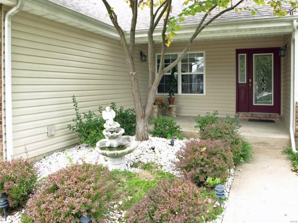 4th image of 1917 Williamstown Dr, Saint Peters, MO 63376 | MLS# MIS15065321