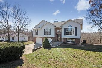 Homes for sale in Saint Robert, MO | 110 Sawmill Rd, Saint Robert, MO 65584 | MLS# MIS17012847