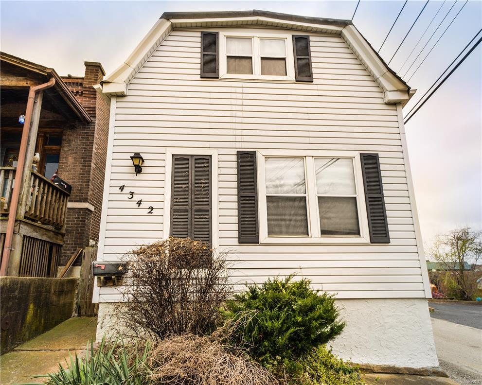 Homes for sale in Saint Louis, MO | 4342 Frieda Ave, Saint Louis, MO 63116 | MLS# MIS17018614
