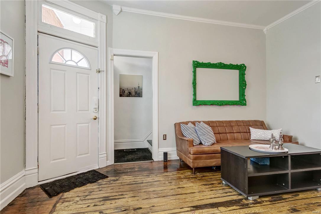 Homes for sale in Saint Louis, MO | 4317 Humphrey St, Saint Louis, MO 63116 | MLS# MIS17039448