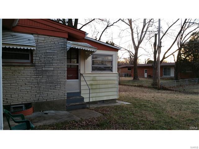 Homes for sale in Saint Louis, MO | 9637 Perch Dr, Saint Louis, MO 63136 | MLS# MIS17042050