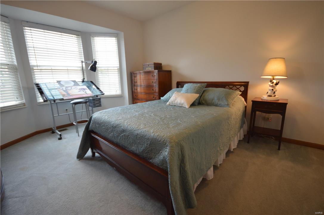 Homes for sale in Waterloo, IL | 722 Ridge Rd, Waterloo, IL 62298 | MLS# MIS17048725