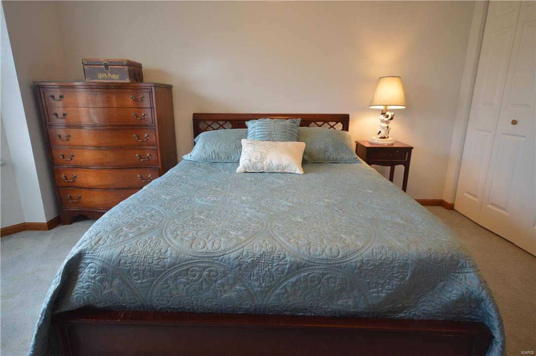 Homes for sale in Waterloo, IL | 722 Ridge Rd, Waterloo, IL 62298 | MLS# MIS17048725