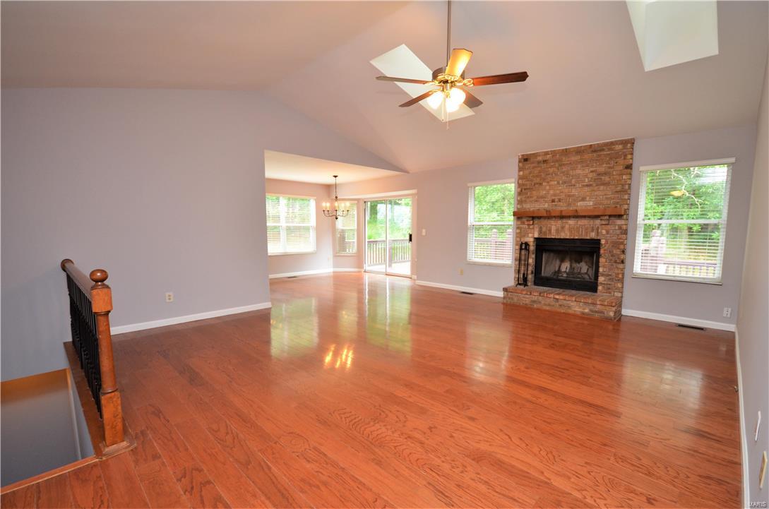 4th image of 1546 Athens Dr, Saint Peters, MO 63376 | MLS# MIS17060716