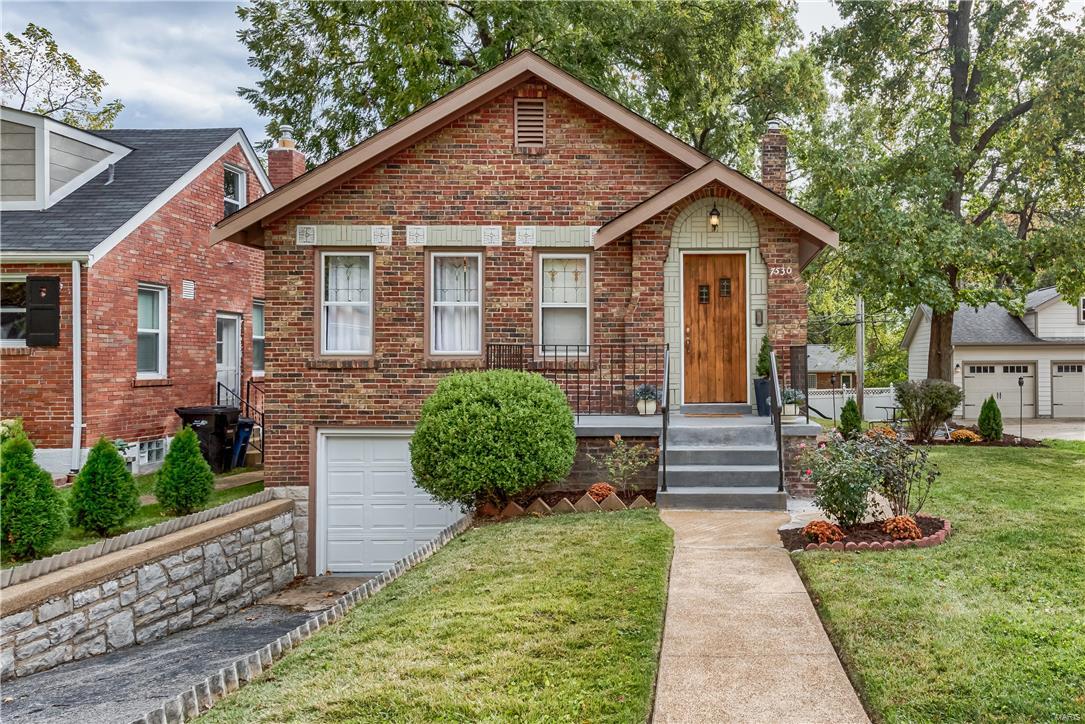 Homes for sale in Saint Louis, MO | 7530 Ahern Ave, Saint Louis, MO 63130 | MLS# MIS17085439