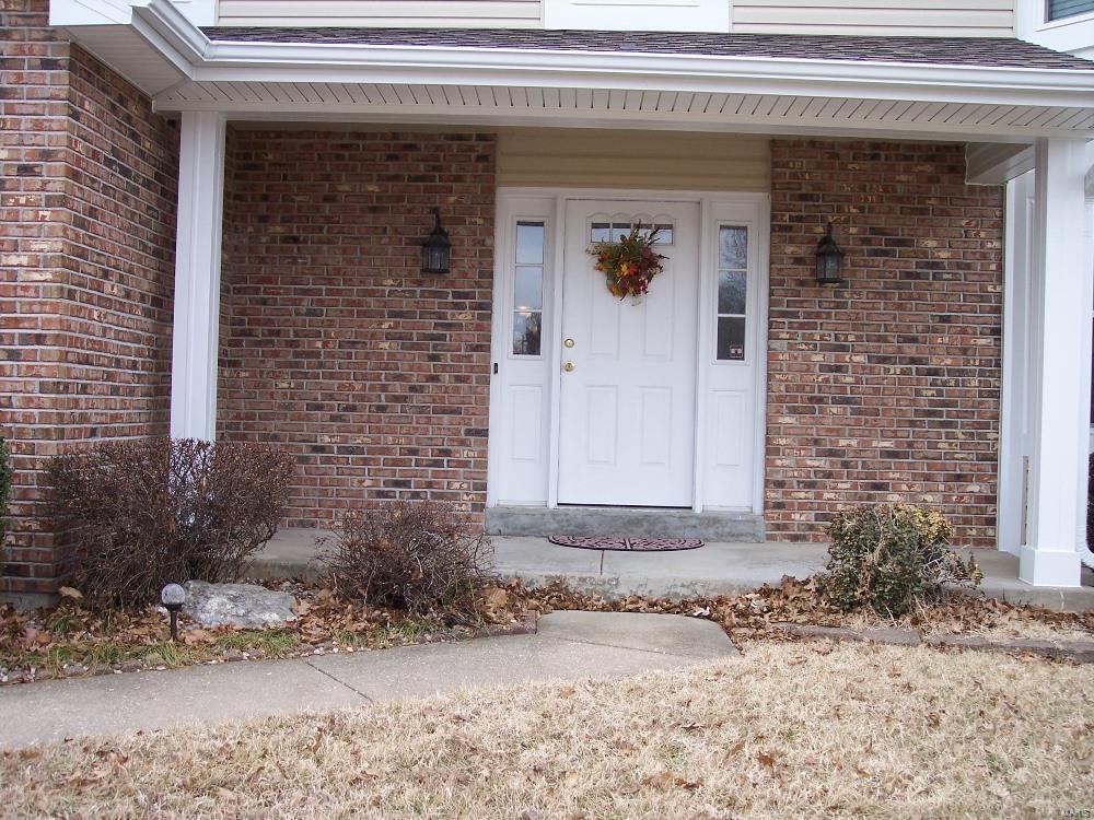 Homes for sale in Saint Peters, MO | 1135 Carrington Dr, Saint Peters, MO 63376 | MLS# MIS18007109