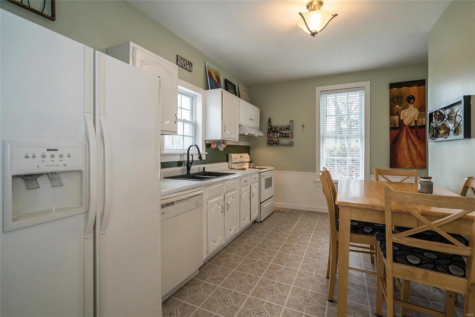 Homes for sale in Saint Charles, MO | 328 Franklin St, Saint Charles, MO 63301 | MLS# MIS18025814