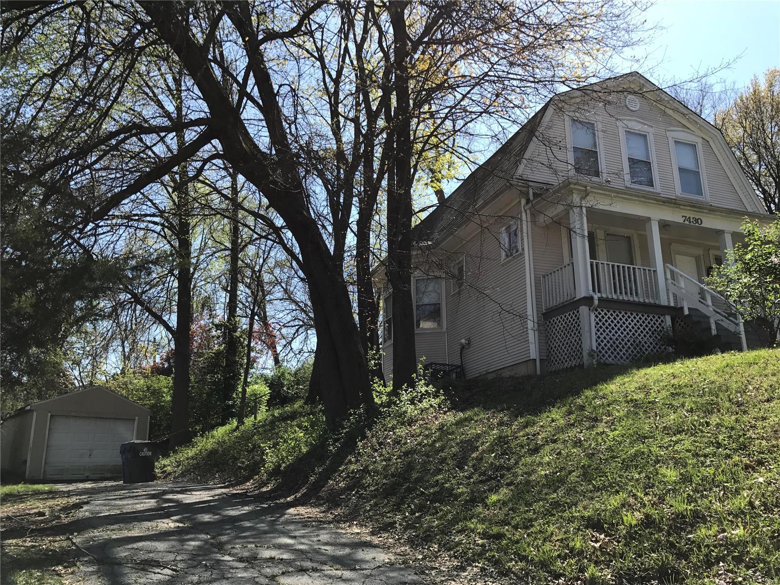 Homes for sale in Saint Louis, MO | 7430 Trenton Ave, Saint Louis, MO 63130 | MLS# MIS18027311