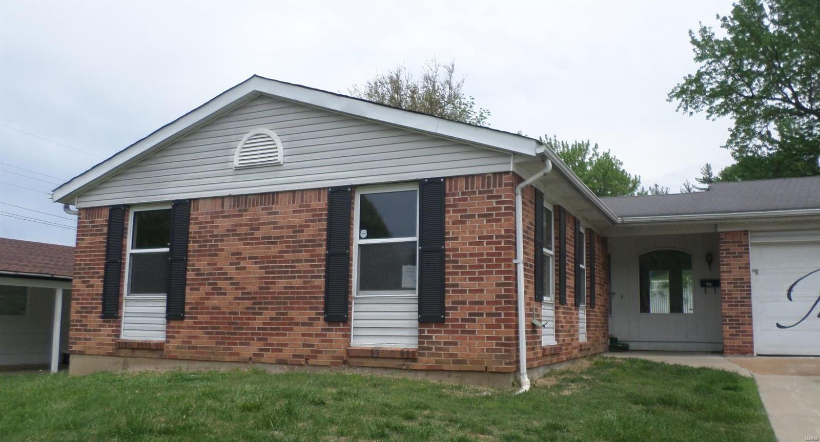 2nd image of 2583 Robley Dr, Saint Louis, MO 63136 | MLS# MIS18037022