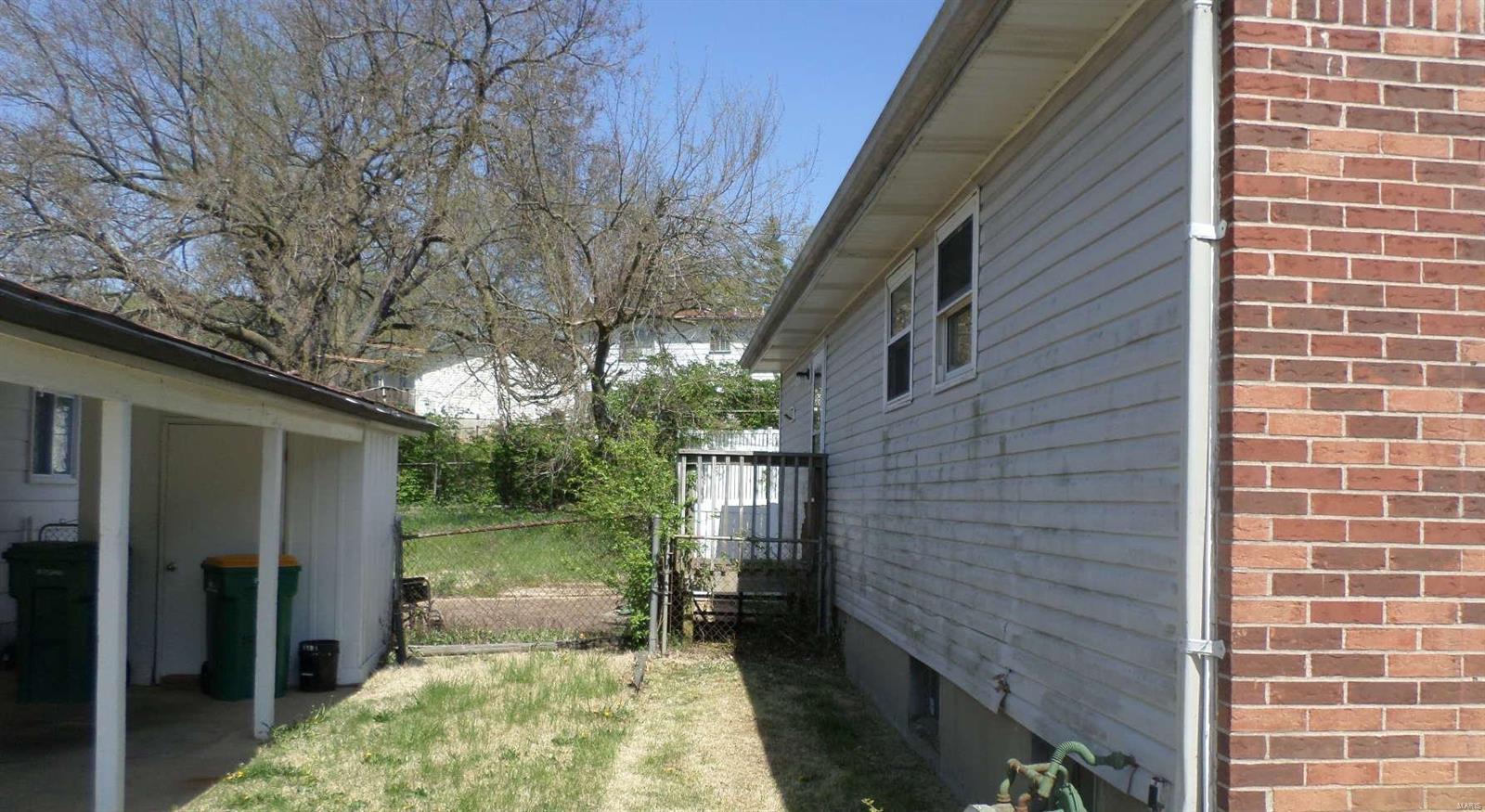 5th image of 2583 Robley Dr, Saint Louis, MO 63136 | MLS# MIS18037022