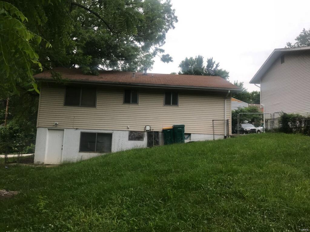 Homes for sale in Saint Louis, MO | 262 Coburg Dr, Saint Louis, MO 63137 | MLS# MIS18045513