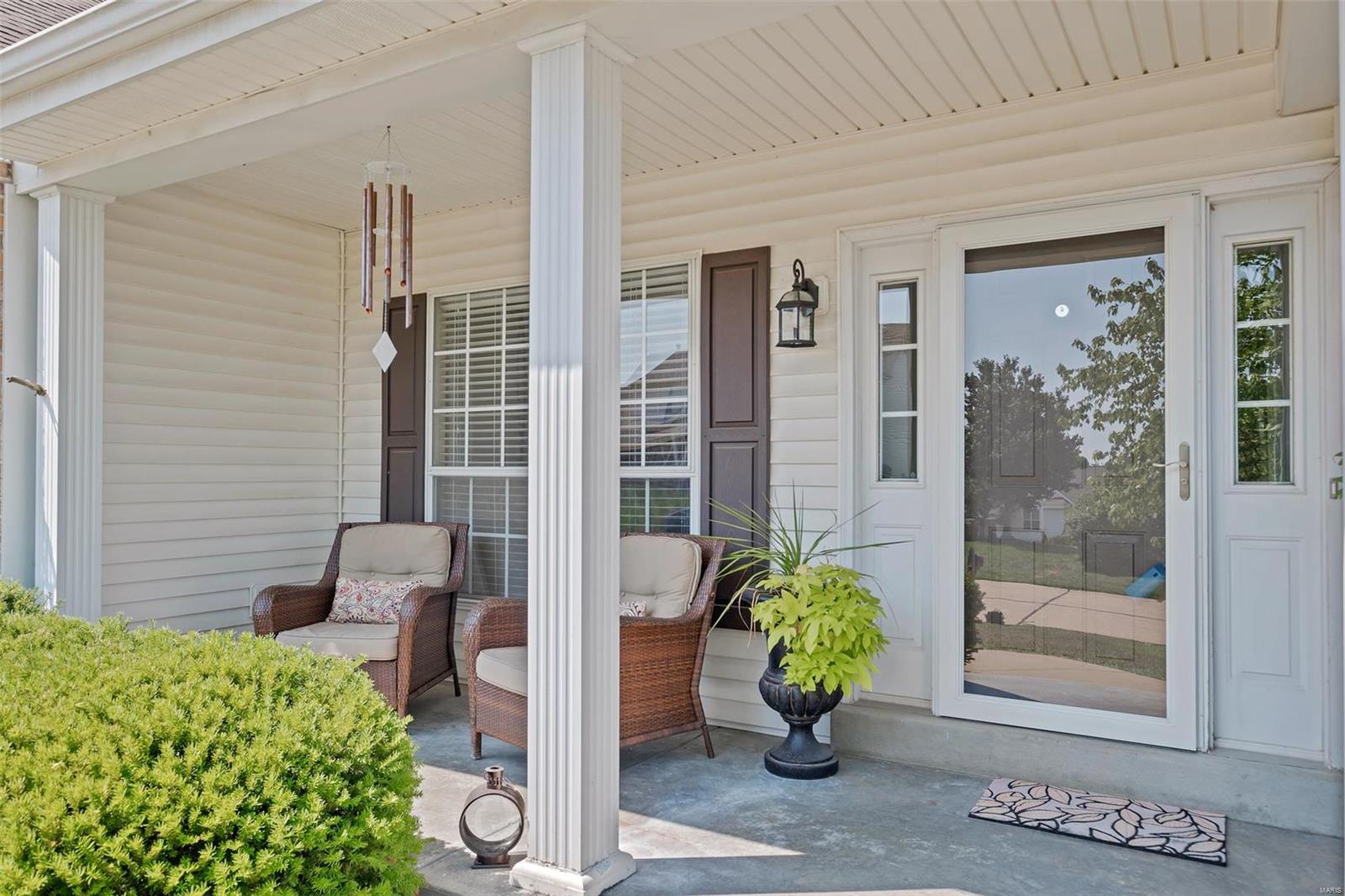 Homes for sale in Saint Charles, MO | 1317 Auburn Hills Dr, Saint Charles, MO 63304 | MLS# MIS18050221