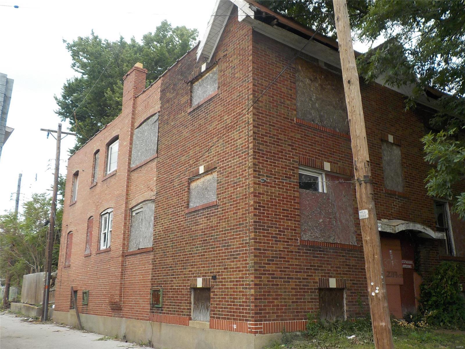 Homes for sale in Saint Louis, MO | 3715 Fair Ave, Saint Louis, MO 63115 | MLS# MIS18054693