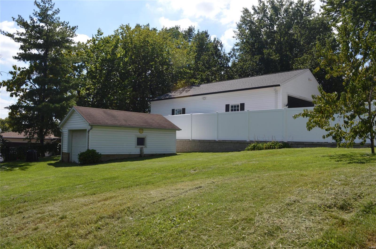 Homes for sale in Saint Louis, MO | 11624 Denny Rd, Saint Louis, MO 63126 | MLS# MIS18073466