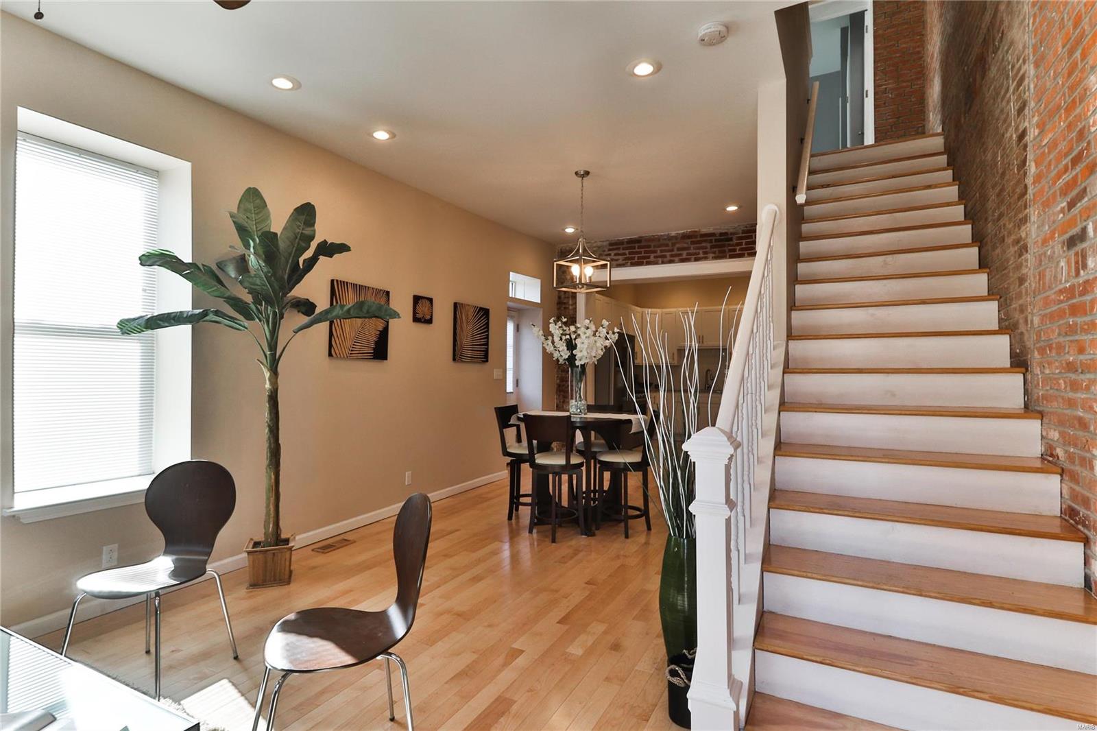 Homes for sale in Saint Louis, MO | 2124 Withnell Ave, Saint Louis, MO 63118 | MLS# MIS19019585