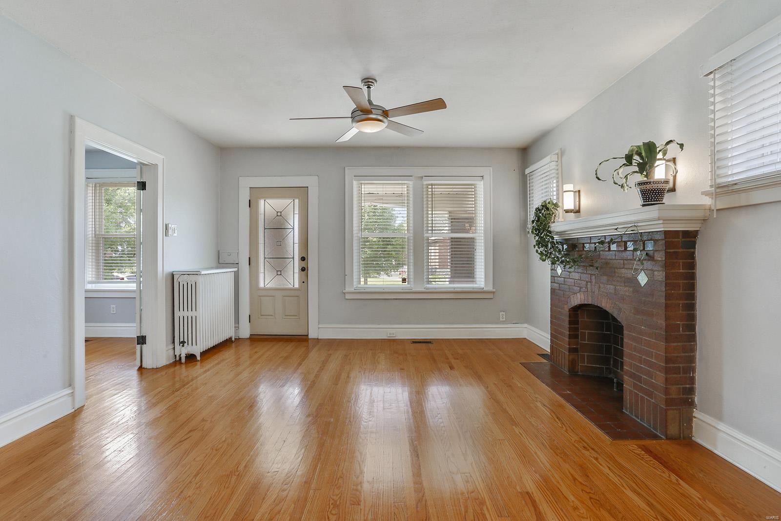 Homes for sale in Saint Louis, MO | 5705 Lisette Ave, Saint Louis, MO 63109 | MLS# MIS19036628