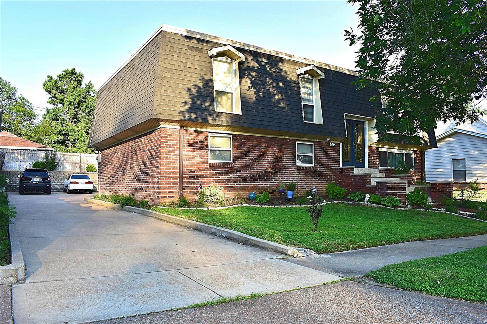 2nd image of 4712 Tonga Dr, Saint Louis, MO 63128 | MLS# MIS19039826