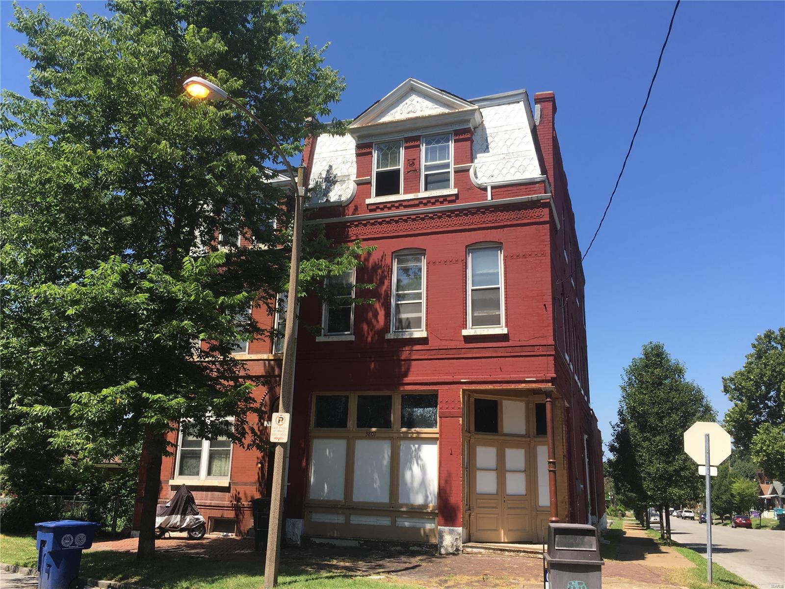 1st image of 3801 Marine Ave, Saint Louis, MO 63118 | MLS# MIS19052687