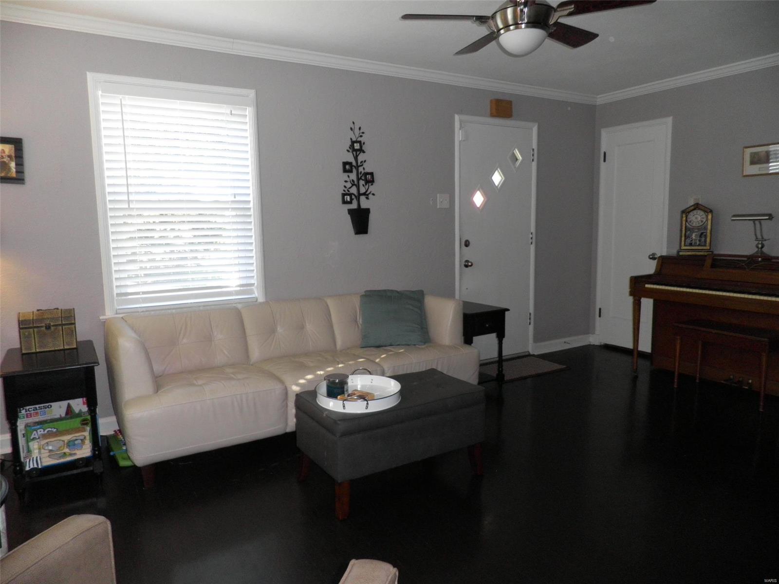 Homes for sale in Saint Louis, MO | 7044 Holly Hills Ave, Saint Louis, MO 63123 | MLS# MIS19053519