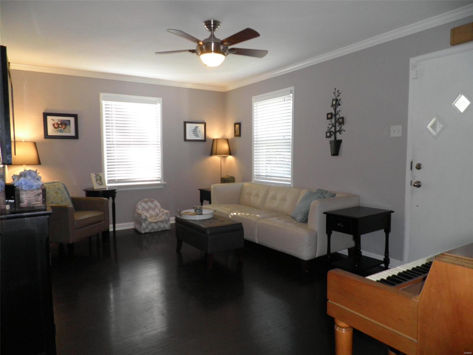 Homes for sale in Saint Louis, MO | 7044 Holly Hills Ave, Saint Louis, MO 63123 | MLS# MIS19053519