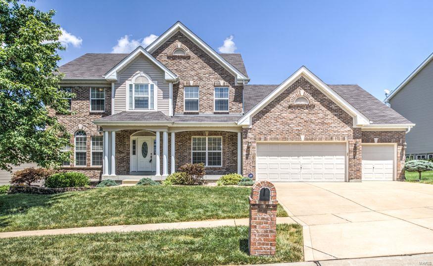 Homes for sale in Saint Louis, MO | 3027 Windsor Point Dr, Saint Louis, MO 63129 | MLS# MIS19054630