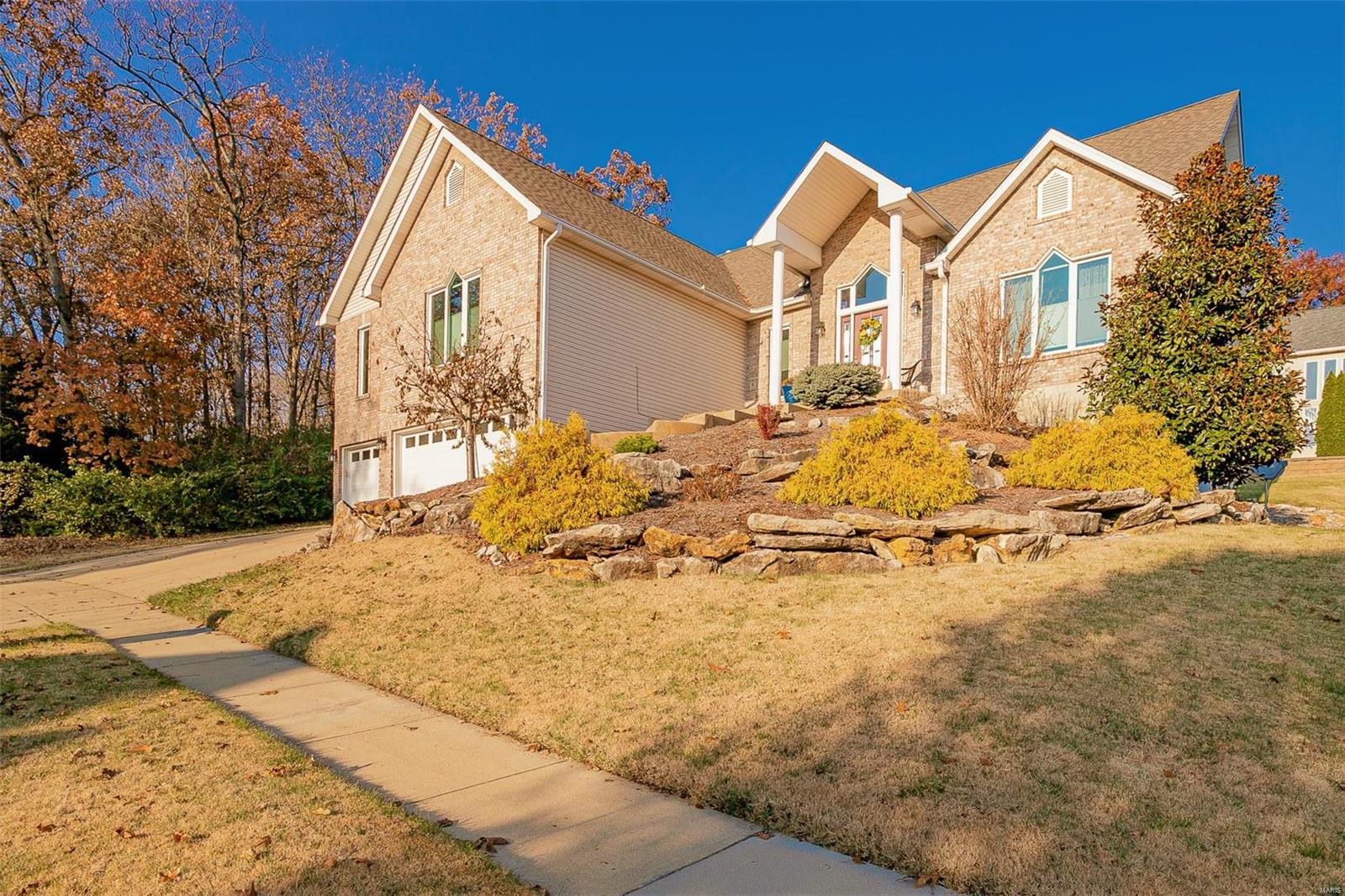 Homes for sale in Saint Louis, MO | 13222 Shady Green Dr, Saint Louis, MO 63128 | MLS# MIS19086826