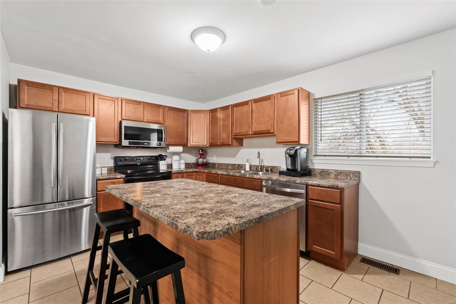 Homes for sale in Saint Charles, MO | 5 Cedar Ct, Saint Charles, MO 63301 | MLS# MIS20005820