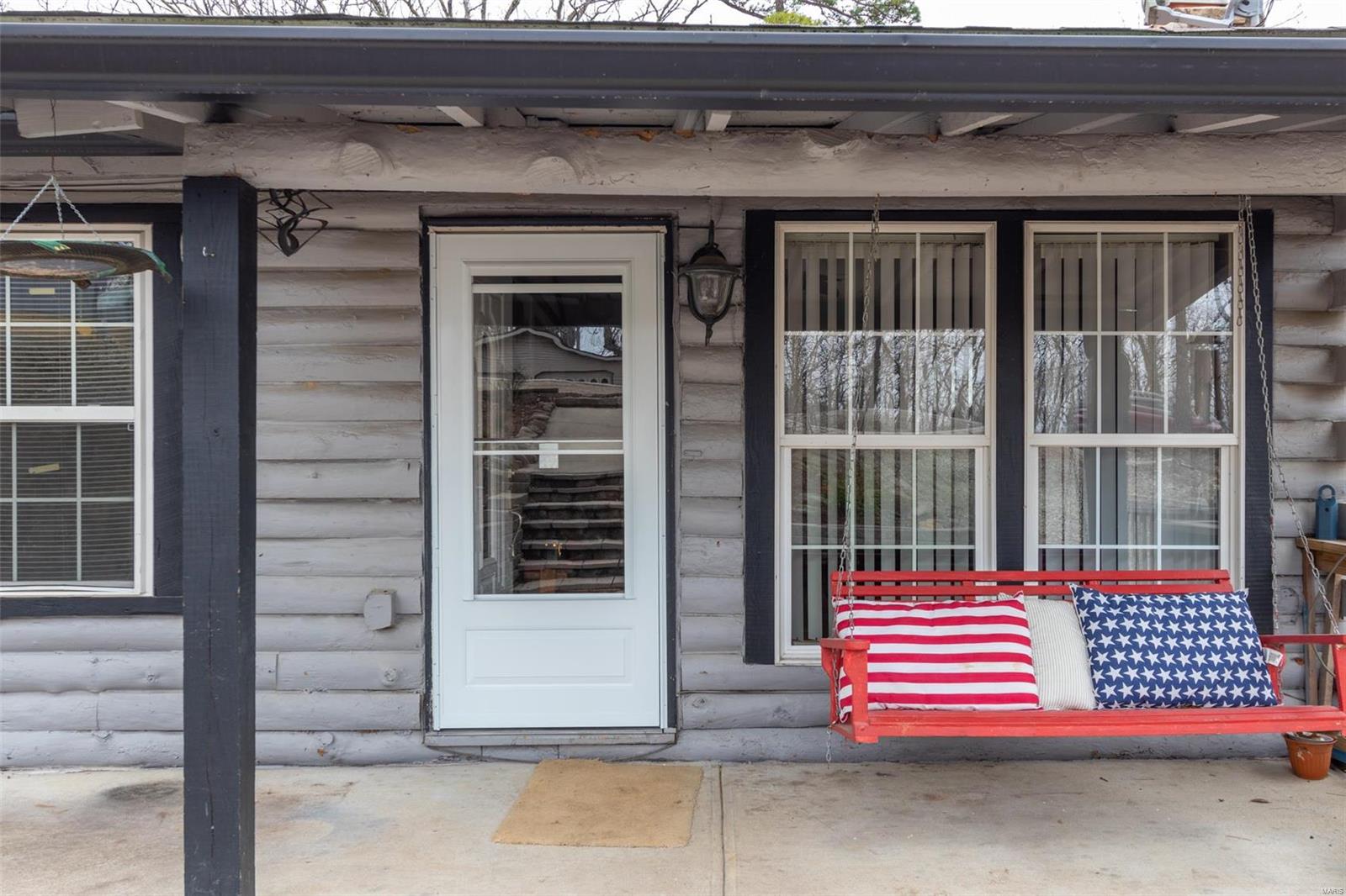 Homes for sale in Sainte Genevieve, MO | 13235 Lakeview Dr, Sainte Genevieve, MO 63670 | MLS# MIS20013499