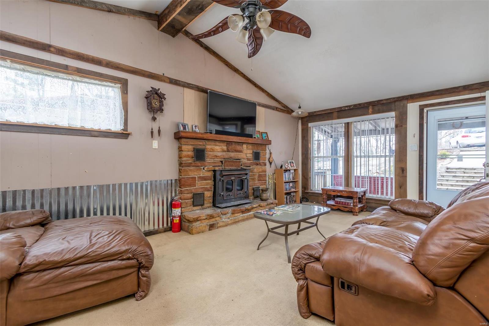 Homes for sale in Sainte Genevieve, MO | 13235 Lakeview Dr, Sainte Genevieve, MO 63670 | MLS# MIS20013499