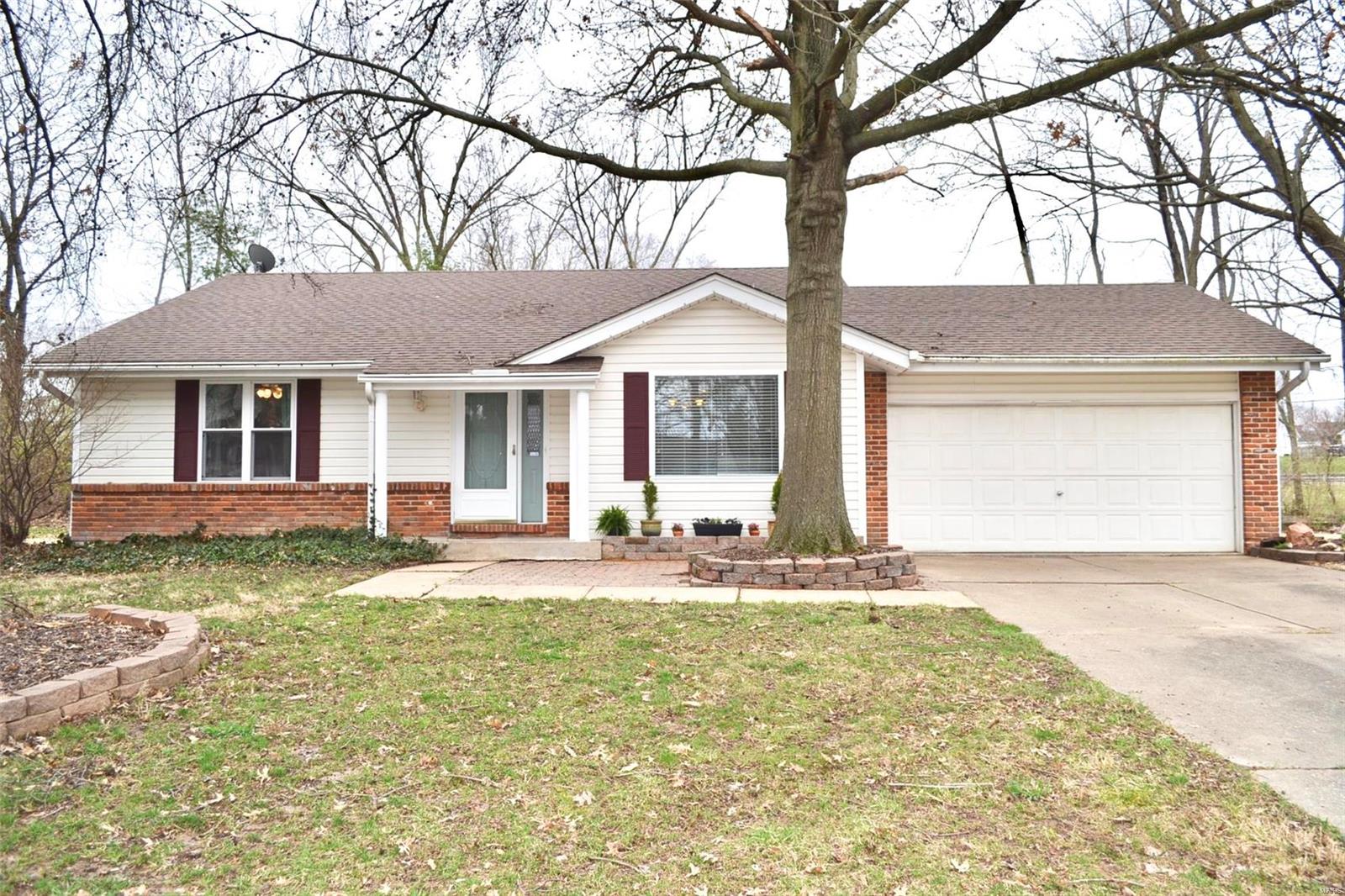 1st image of 26 Dorchester Ct, Saint Peters, MO 63376 | MLS# MIS20018900