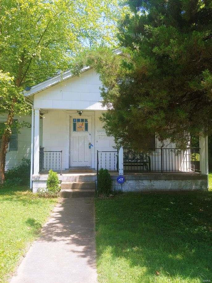 Homes for sale in Saint Louis, MO | 6935 Pernod Ave, Saint Louis, MO 63139 | MLS# MIS20026125