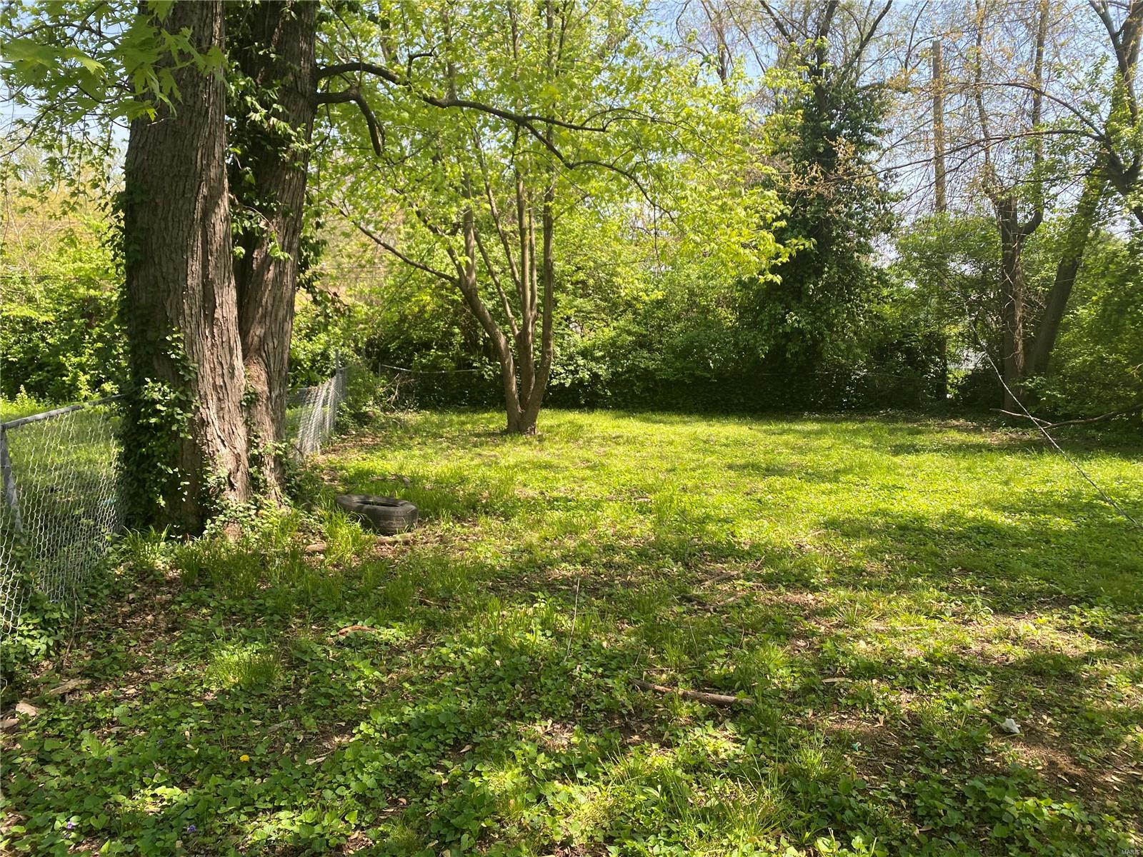 Homes for sale in Saint Louis, MO | 470 Mueller Ave, Saint Louis, MO 63135 | MLS# MIS20030254