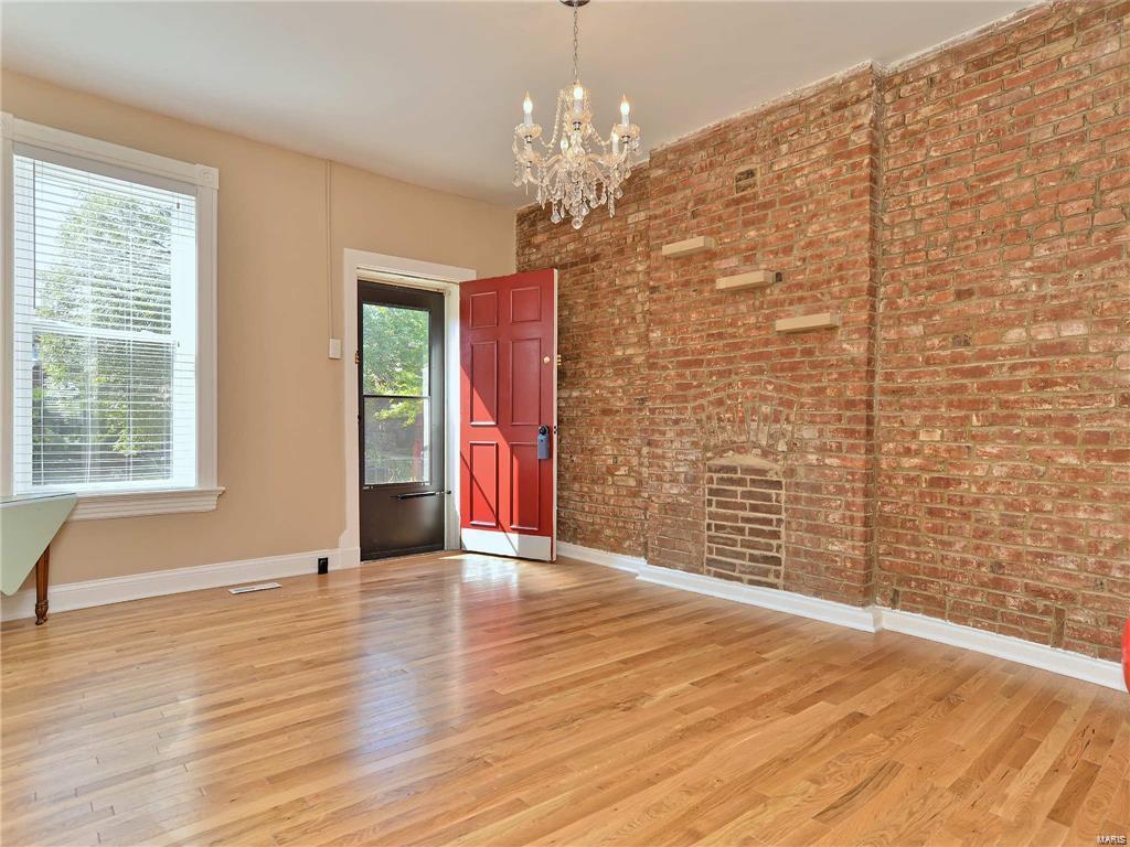 Homes for sale in Saint Louis, MO | 4745 Rosa Ave, Saint Louis, MO 63116 | MLS# MIS20038798
