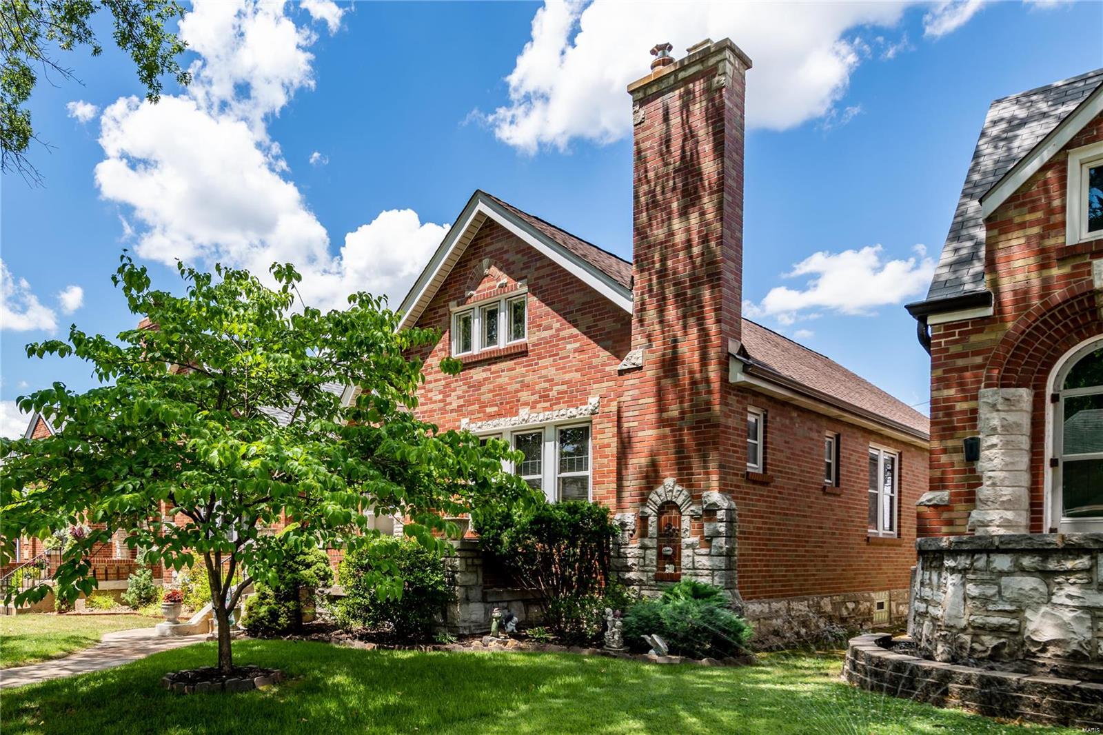 Homes for sale in Saint Louis, MO | 6341 Bancroft Ave, Saint Louis, MO 63109 | MLS# MIS20039617