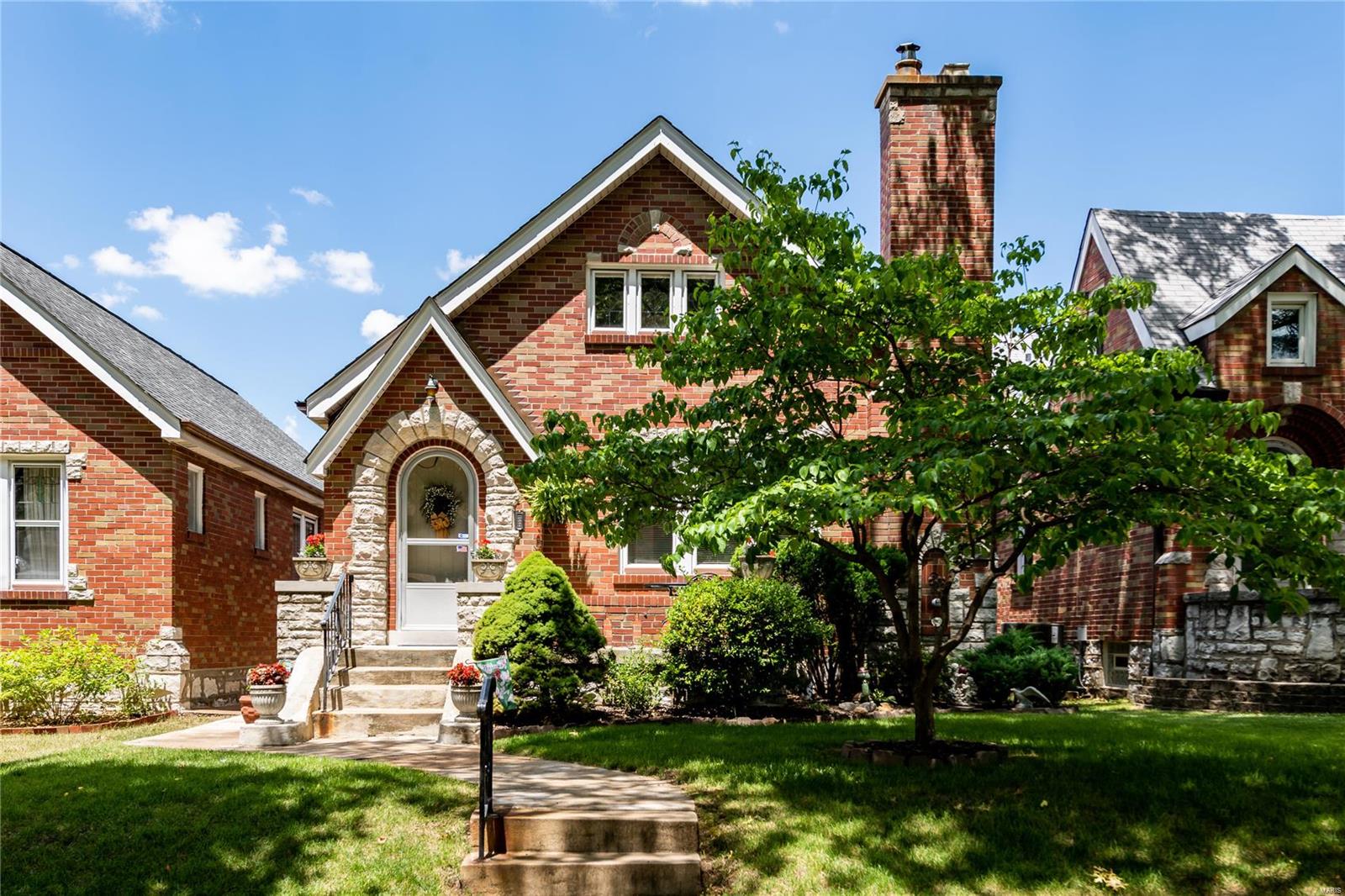 Homes for sale in Saint Louis, MO | 6341 Bancroft Ave, Saint Louis, MO 63109 | MLS# MIS20039617