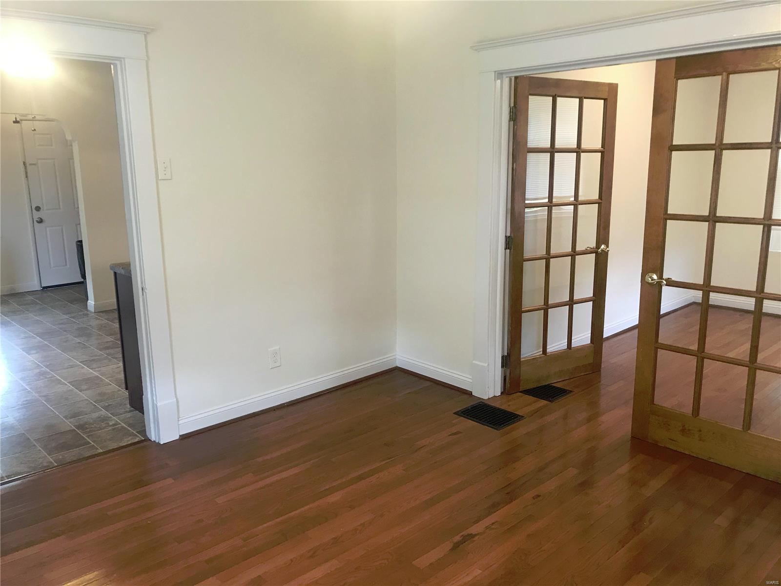 4th image of 4851 Sigel Ave, Saint Louis, MO 63116 | MLS# MIS20043252