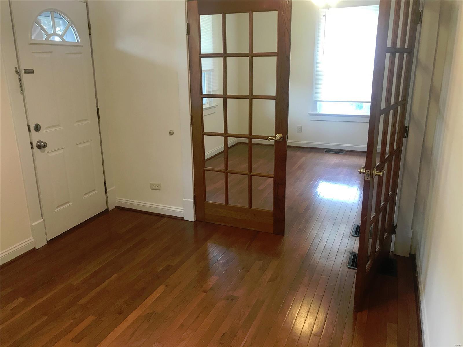3rd image of 4851 Sigel Ave, Saint Louis, MO 63116 | MLS# MIS20043252