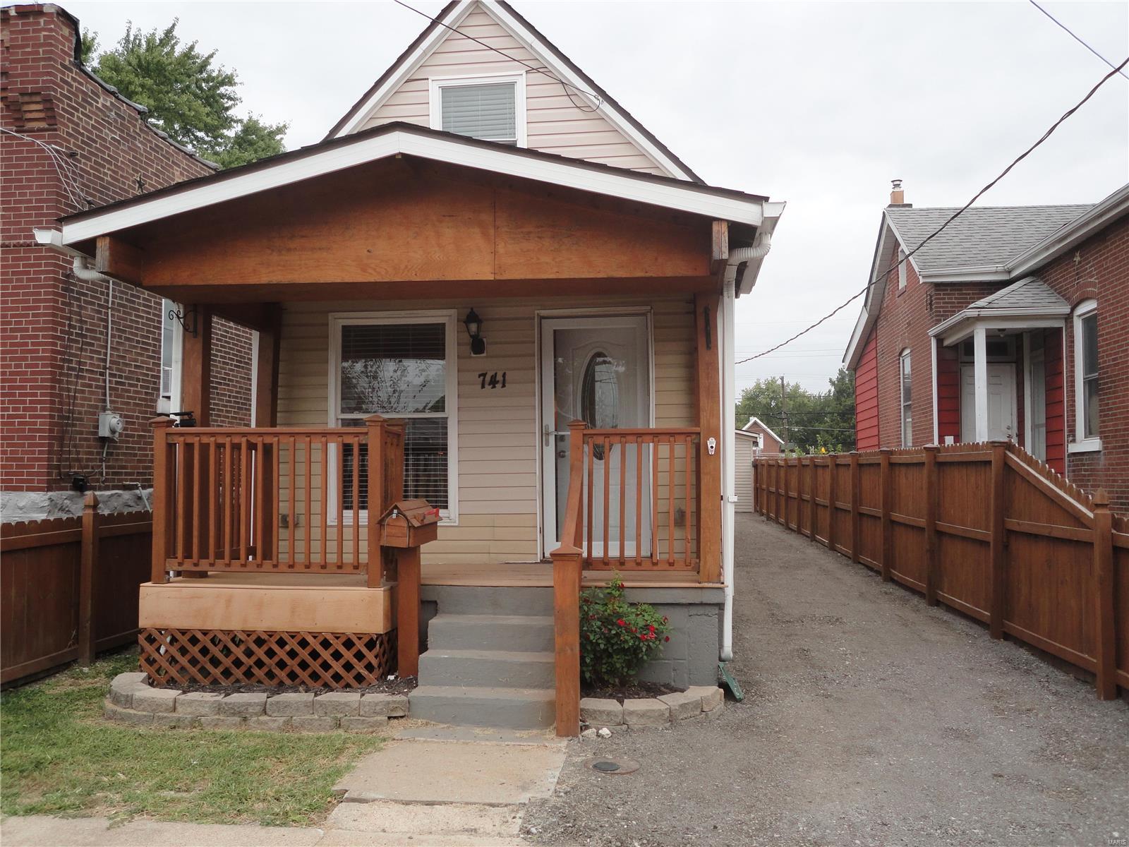 Homes for sale in Saint Louis, MO | 741 Regina Ave, Saint Louis, MO 63125 | MLS# MIS20070228