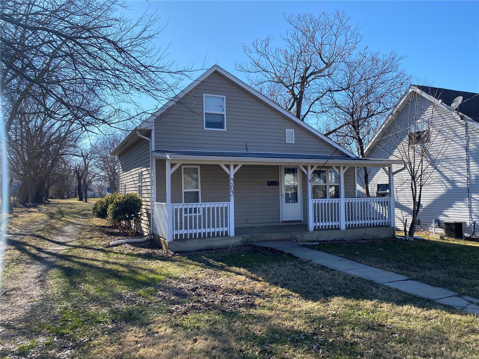 Homes for sale in Lebanon, MO | 363 N Jackson Ave, Lebanon, MO 65536 | MLS# MIS21007435