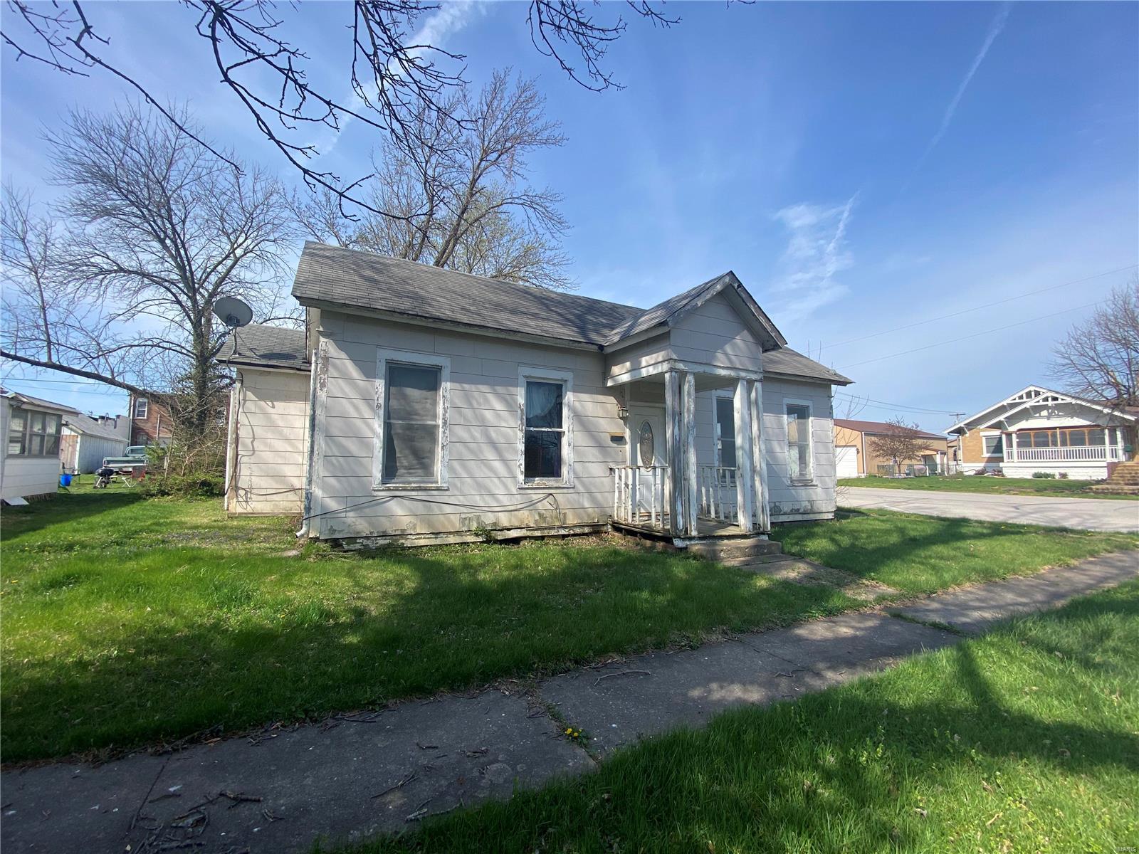 Homes for sale in Montgomery, MO | 127 N Wentz St, Montgomery, MO 63361 | MLS# MIS21021146