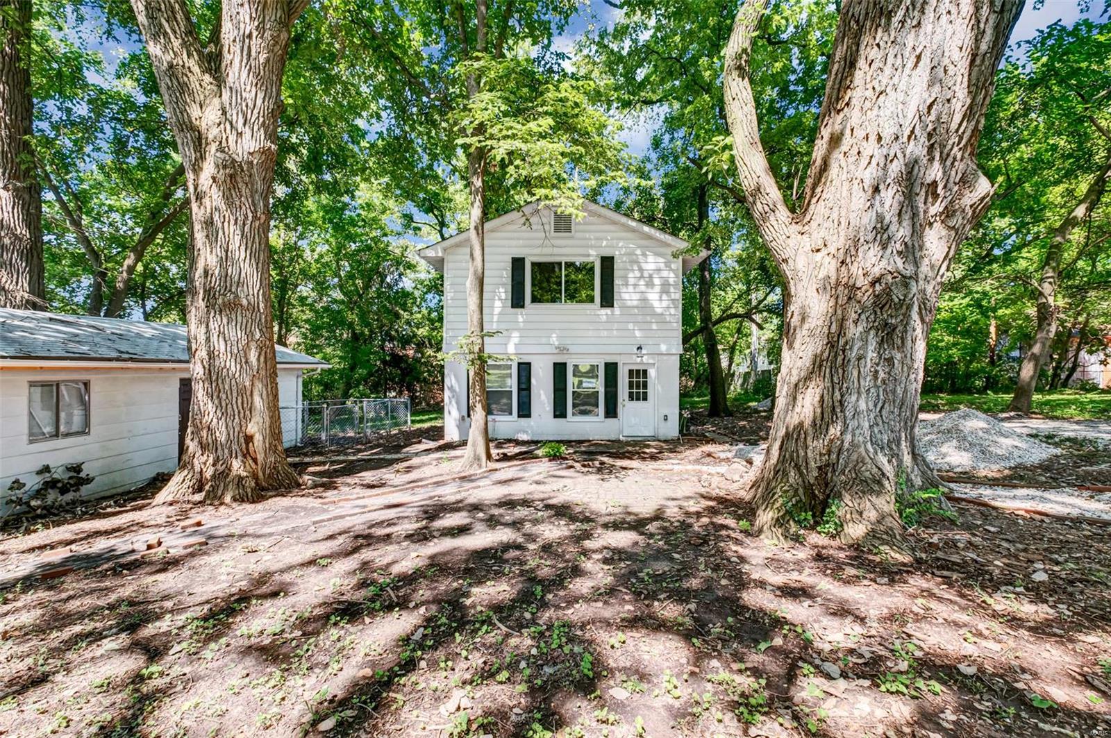 Homes for sale in Saint Ann, MO | 4131 Wright Ave, Saint Ann, MO 63074 | MLS# MIS21026371