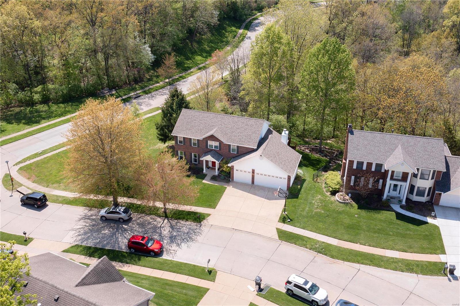 Homes for sale in Saint Louis, MO | 2950 Bayberry Ridge Dr, Saint Louis, MO 63129 | MLS# MIS21026390