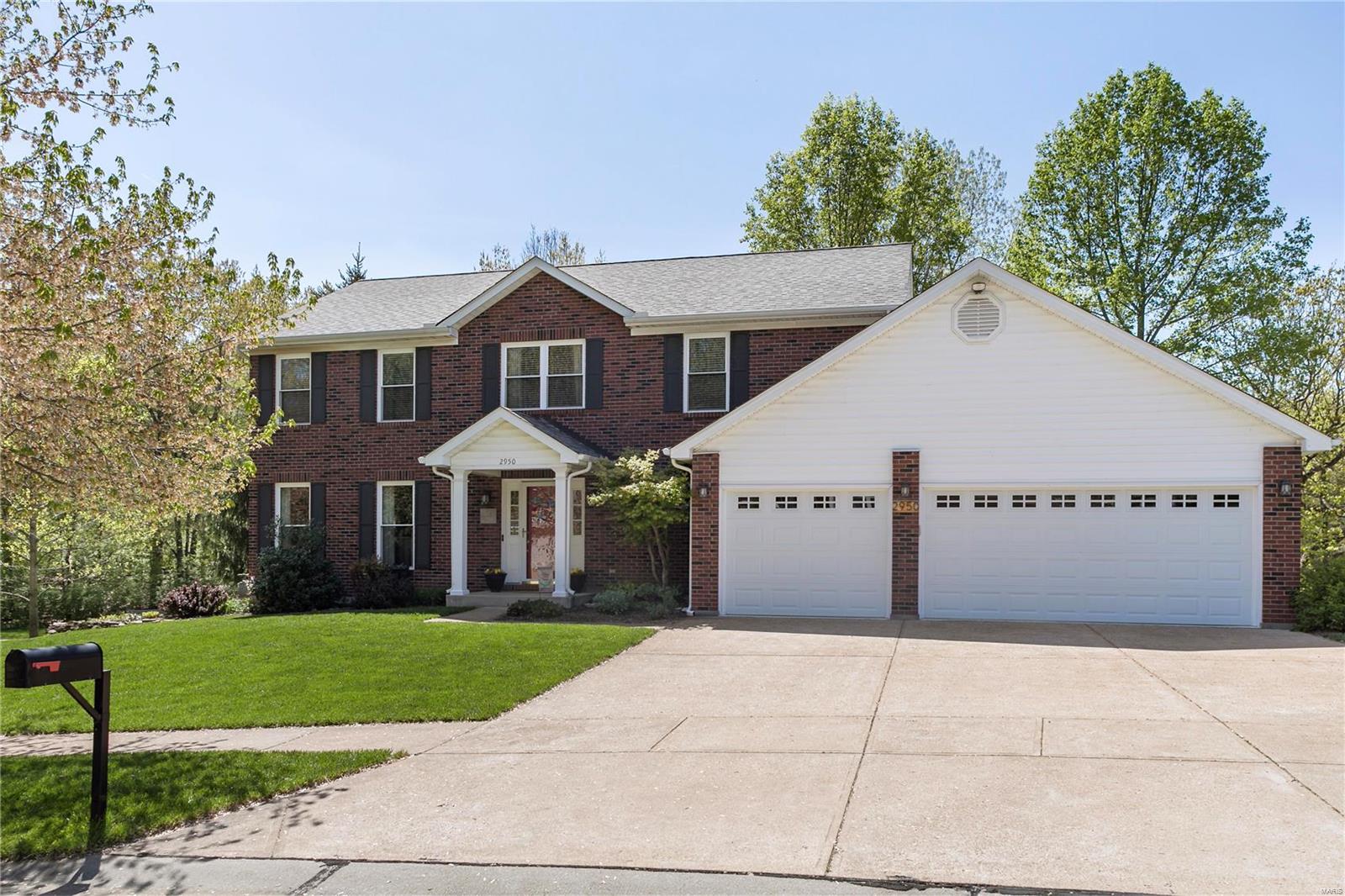 Homes for sale in Saint Louis, MO | 2950 Bayberry Ridge Dr, Saint Louis, MO 63129 | MLS# MIS21026390