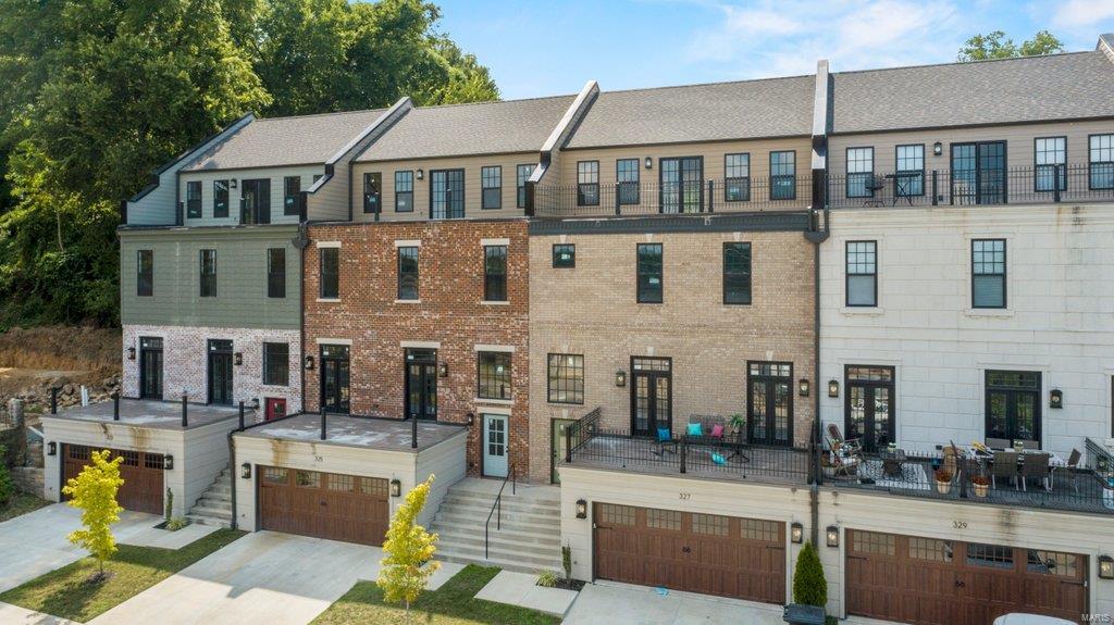 Homes for sale in Cape Girardeau, MO | 327 N Main St, Cape Girardeau, MO 63701 | MLS# MIS21047865