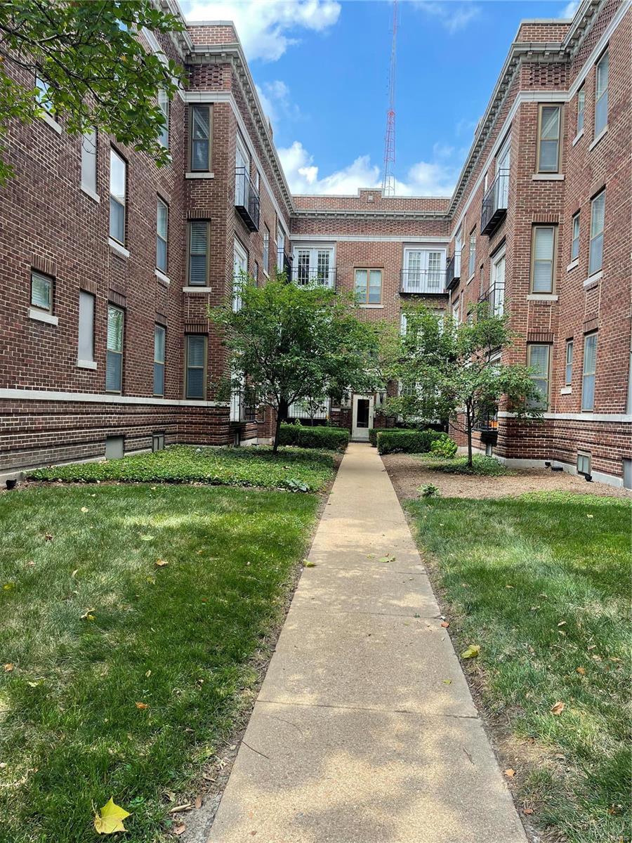Homes for sale in St. Louis, MO | 5677 Waterman Blvd #31, St. Louis, MO 63112 | MLS# MIS21059990
