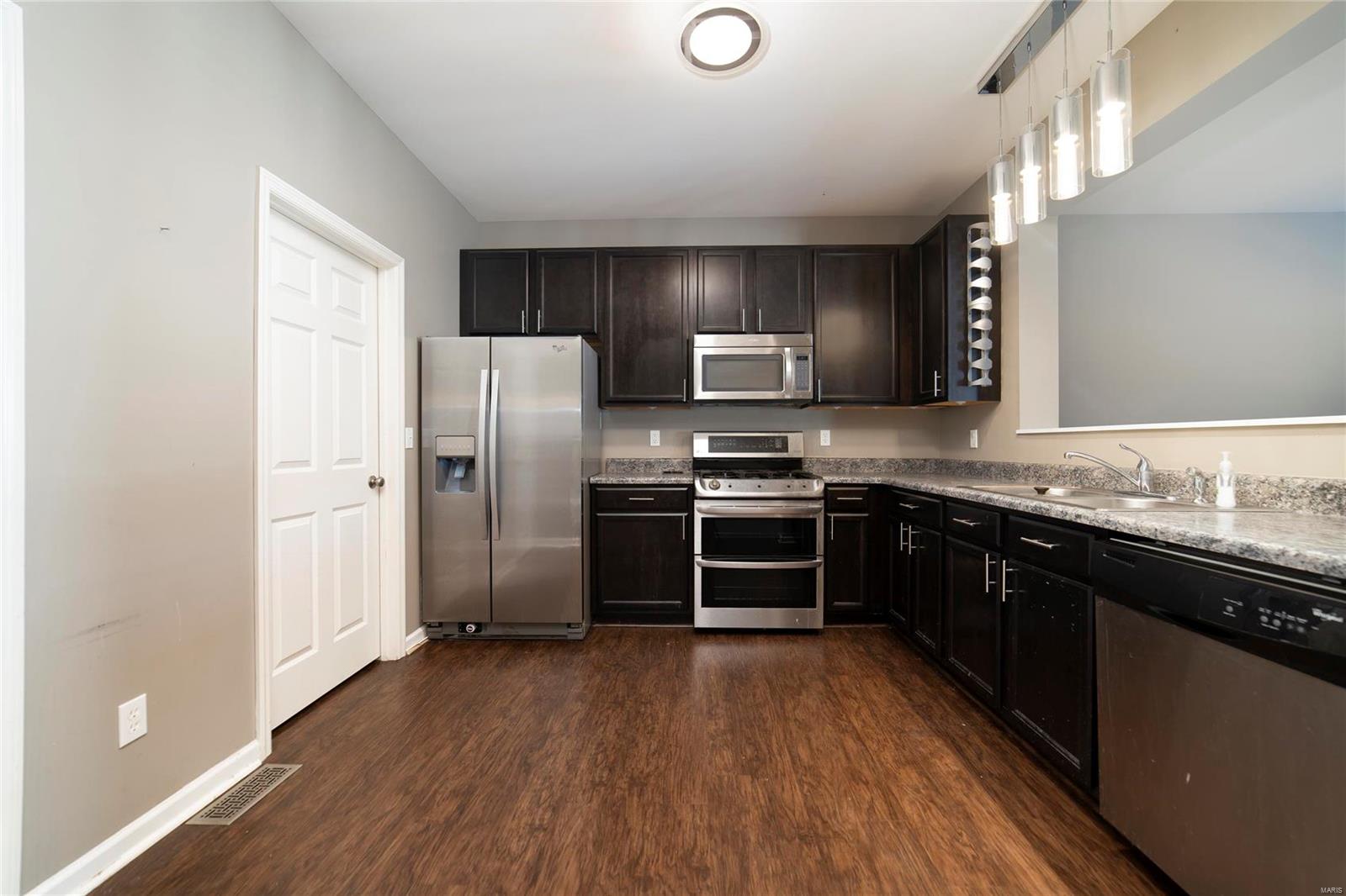 4th image of 1715 Coupru Ct, Saint Peters, MO 63376 | MLS# MIS21062767