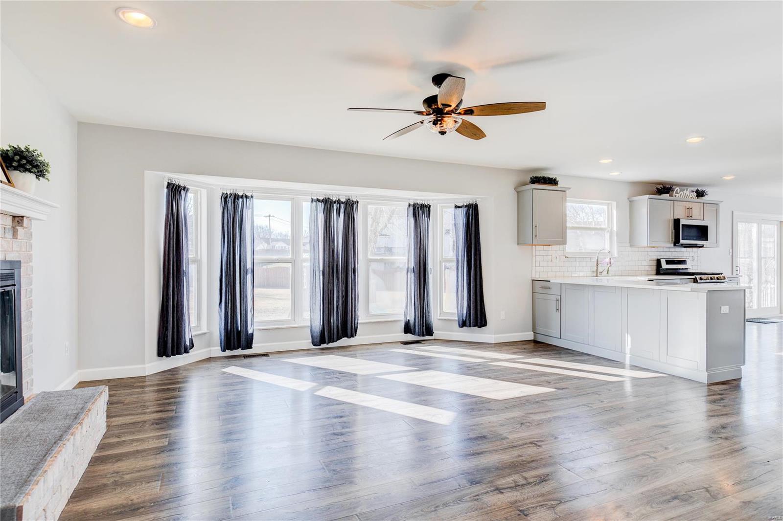 2nd image of 48 Macey Lynne Ct, Saint Peters, MO 63376 | MLS# MIS22003627