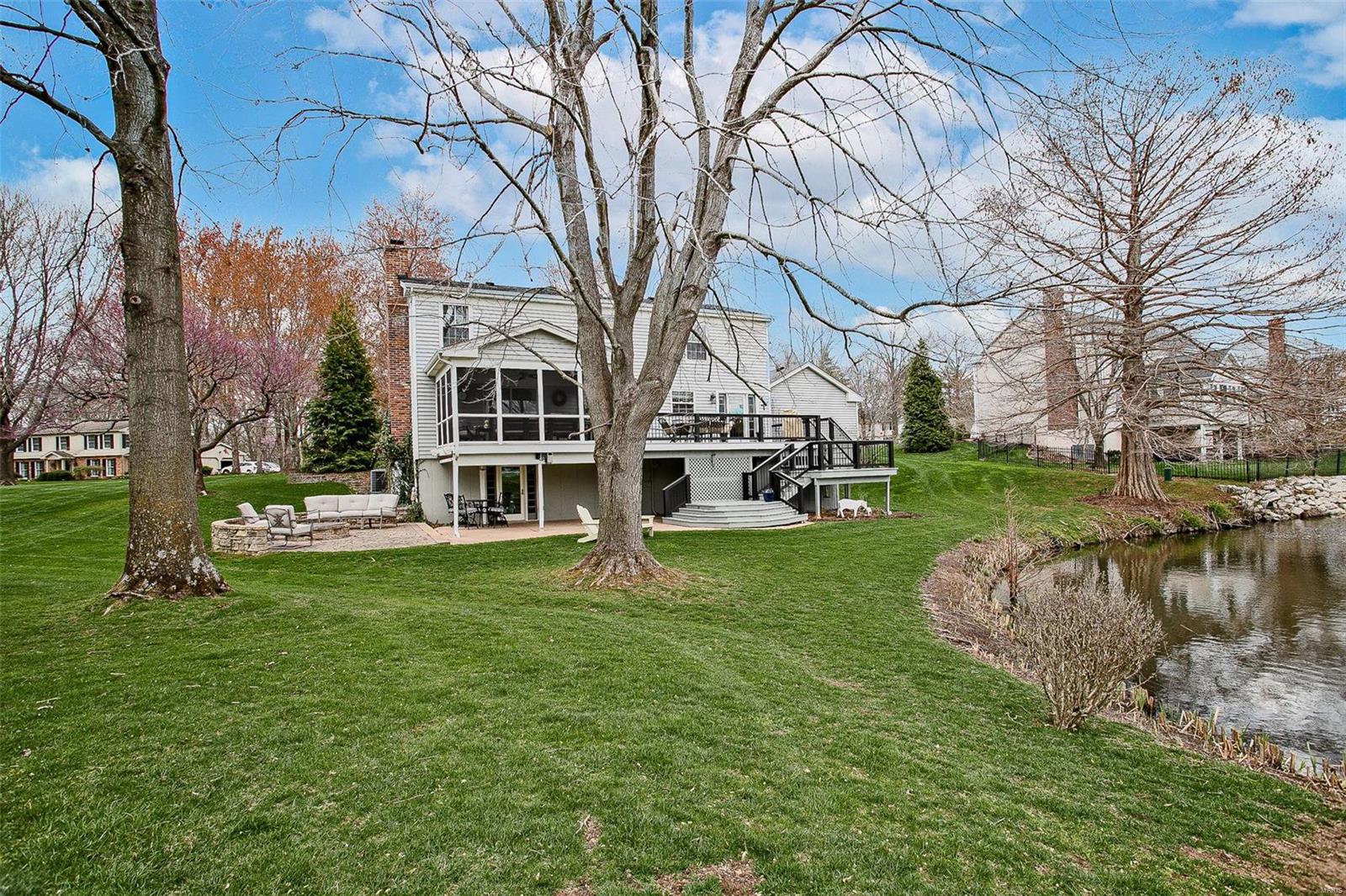 Homes for sale in Chesterfield, MO | 1841 Newburyport Rd, Chesterfield, MO 63005 | MLS# MIS22021198